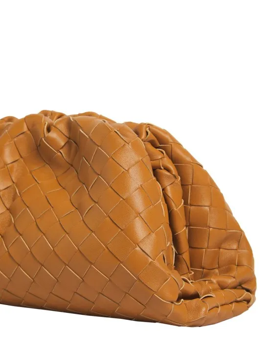 Bottega Veneta   Teen intreccio leather clutch 