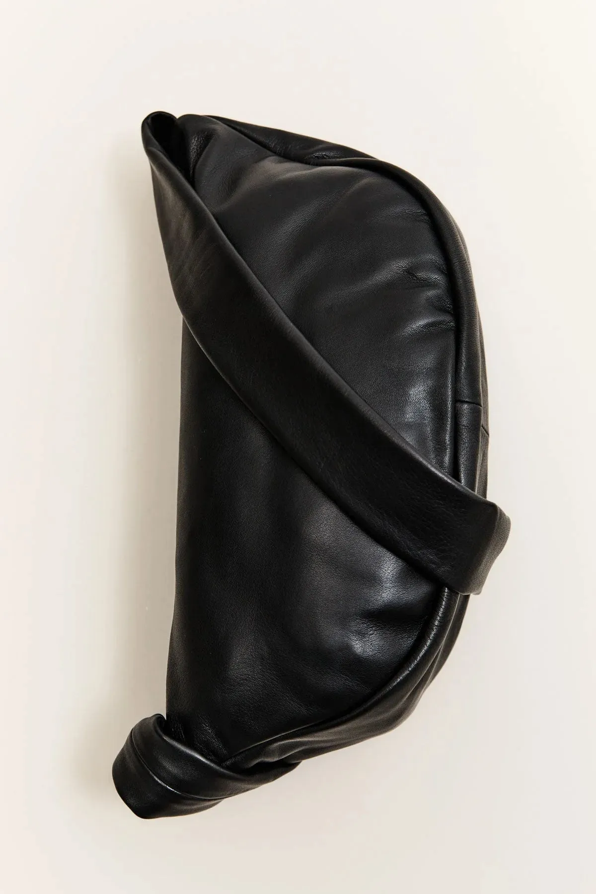 CRESCENT BAG BLACK