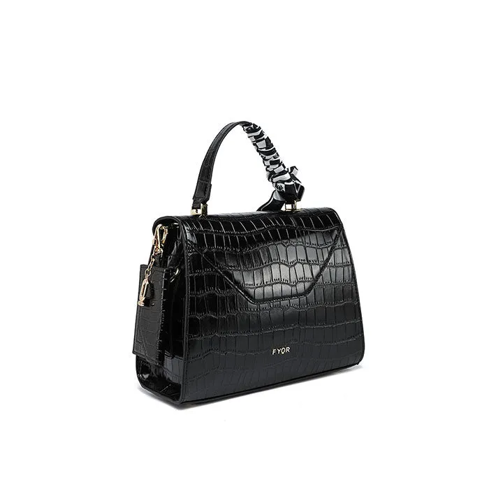 Effortlessly Blends Style Handbag BD 105