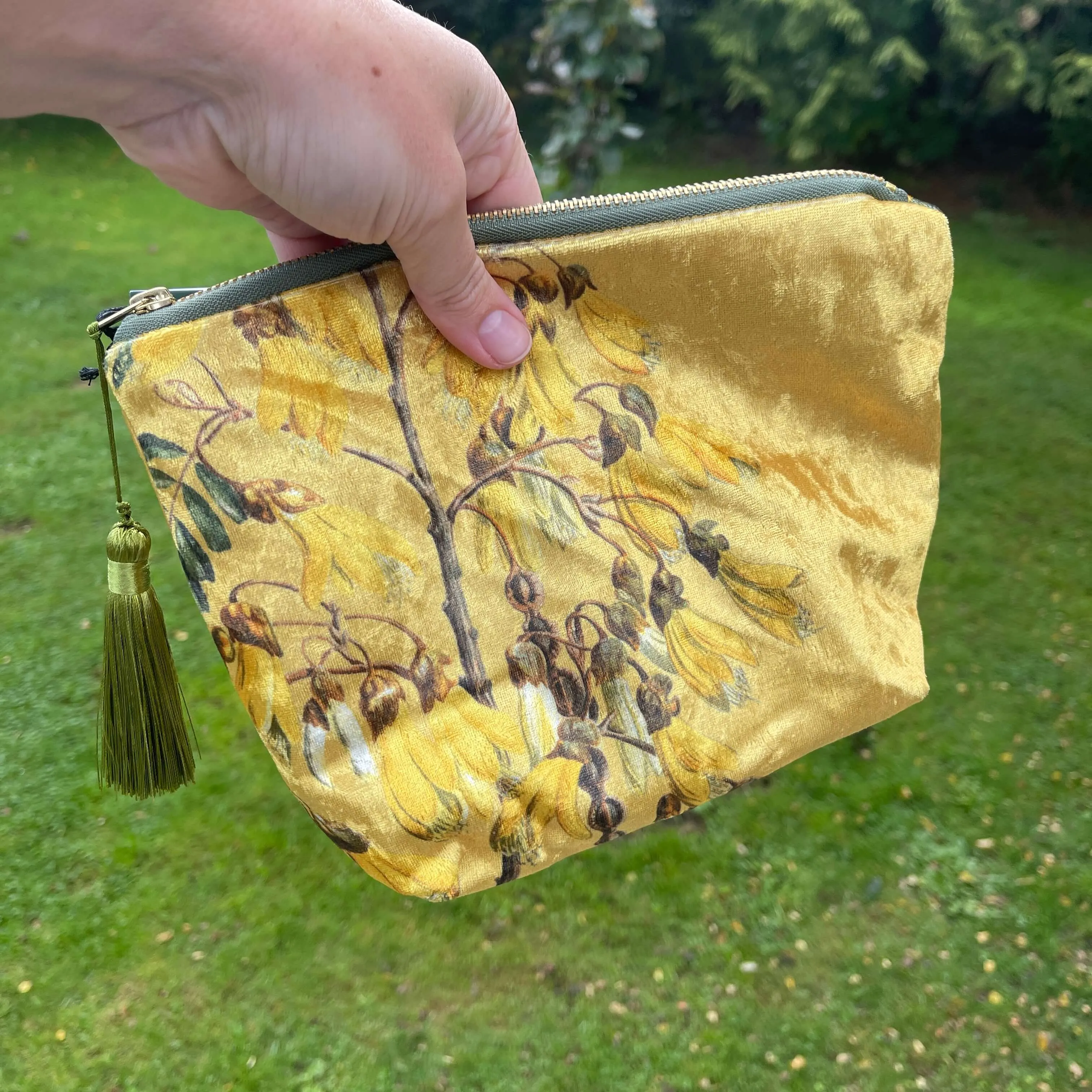 Kōwhai Flower Velvet Cosmetic Bag