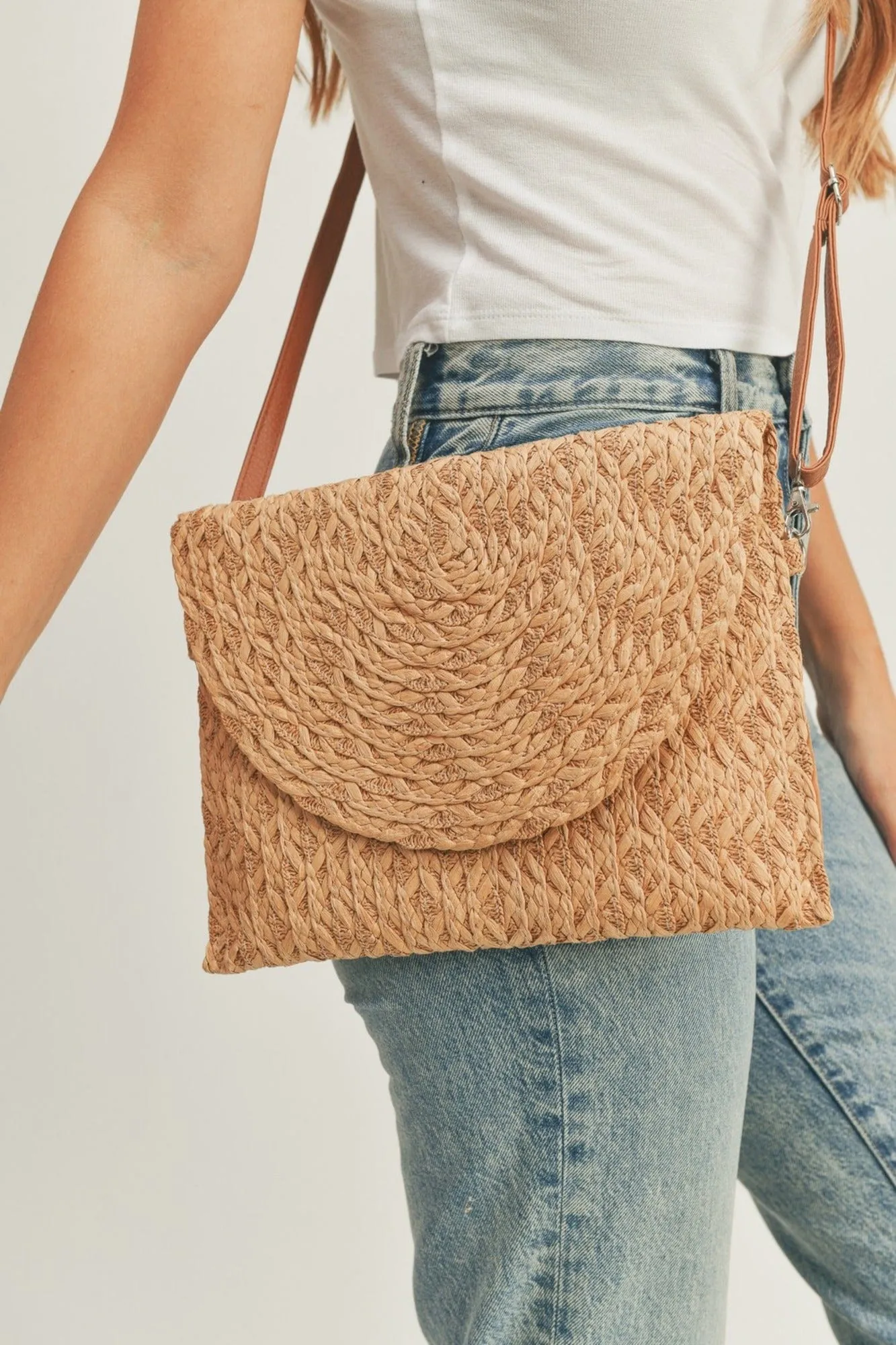 MB0185 Eliza Straw Crossbody/Clutch