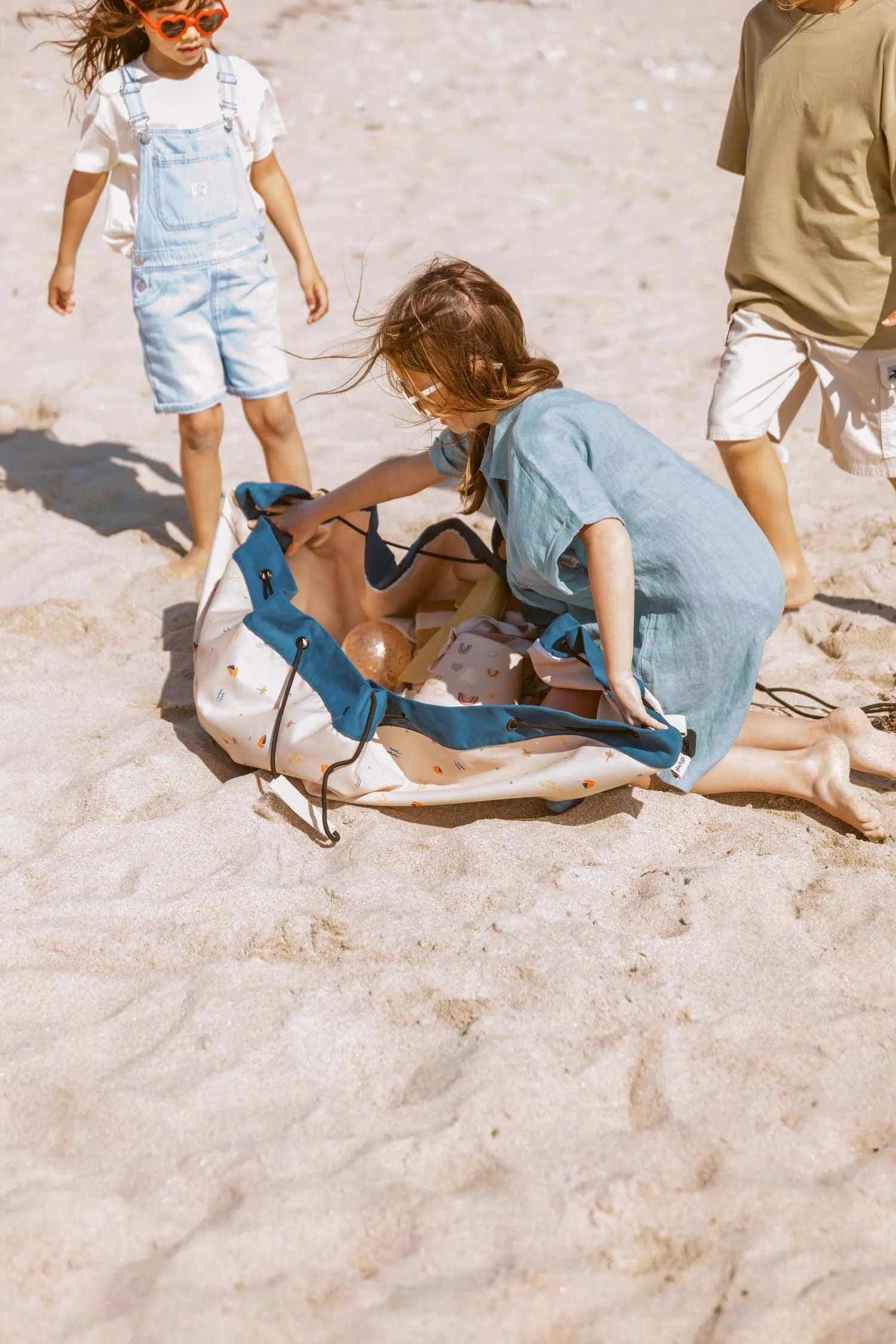 Outdoor storage bag magical days